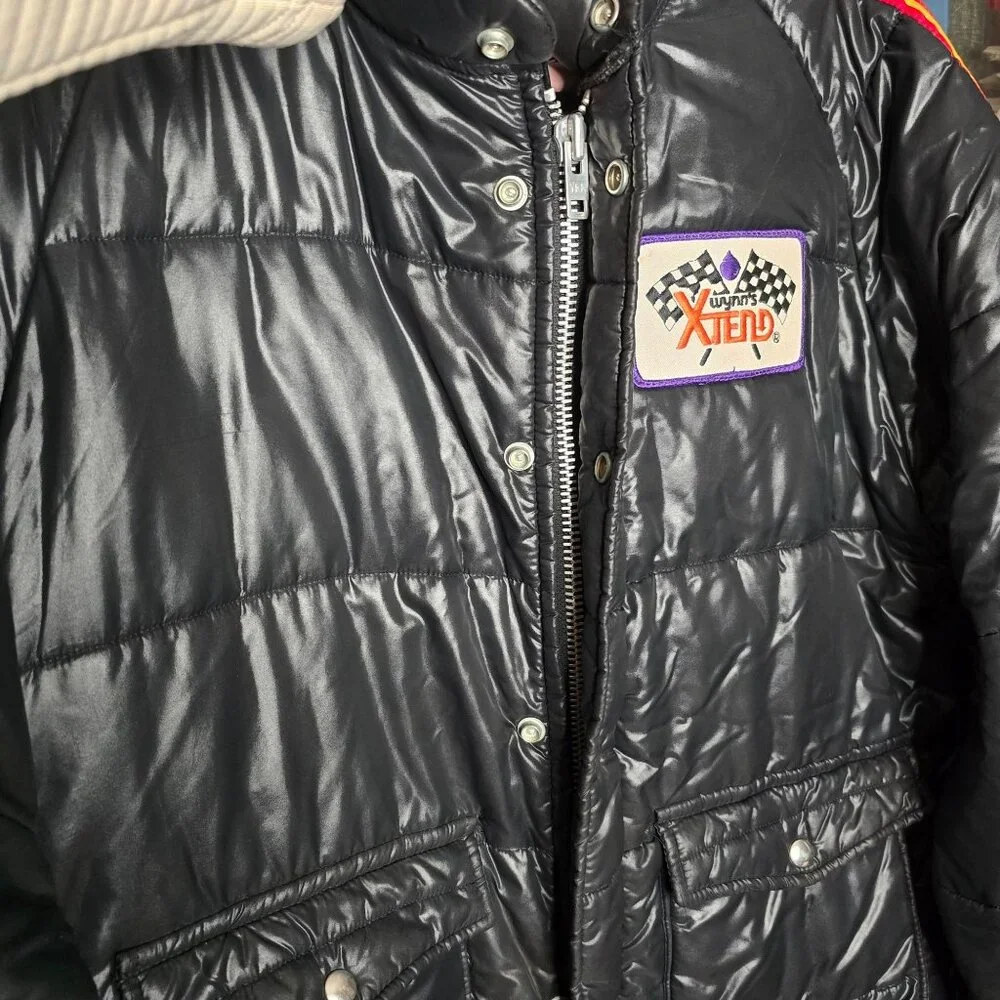 VTG Wynns Xtend Official Racing Puffer Jacket LG Black Snap Zip Closure USA 70s - Picture 3 of 14